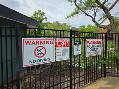 Wall Signs Photo